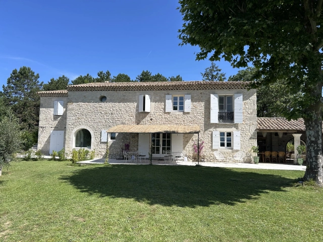 Avignon and North Provence for sale for 1,370,000&euro; in Drôme, Rhône-Alpes