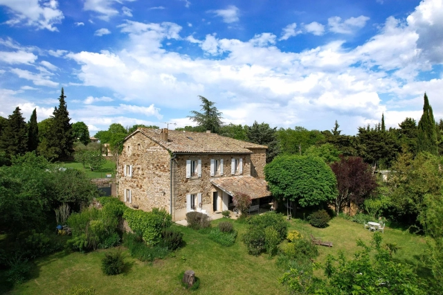 5 Bedroom(s) - 3 Bathroom(s) - 1,290m² land for sale in Gard, Languedoc-Roussillon, France - FrenchPropertyPortal.com Uzes Area for sale for 840,000€ in Gard, Languedoc-Roussillon