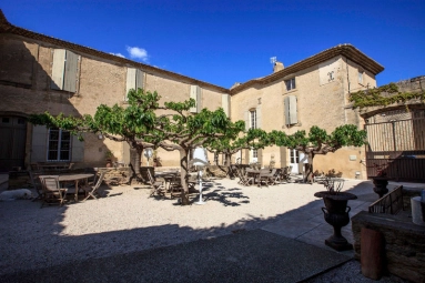 Gard Provencal (Uzes, Nimes) for sale for 4,150,000€ in Gard, Languedoc-Roussillon