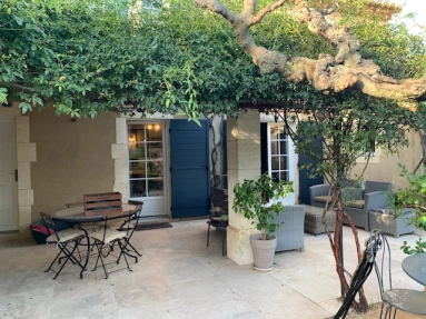 Uzes Area for sale for 1,260,000&euro; in Gard, Languedoc-Roussillon