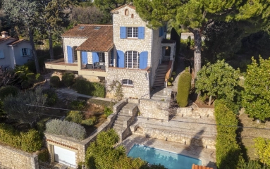5 Bedroom(s) - 2 Bathroom(s) - 1,148m² land for sale in Alpes-Maritimes, Provence-Alpes-Côte-d'Azur, France - FrenchPropertyPortal.com Vence, St. Paul Area for sale for 1,695,000€ in Alpes-Maritimes, Provence-Alpes-Côte-d'Azur