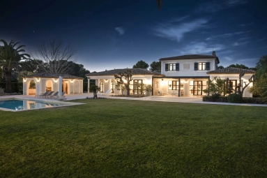 5 Bedroom(s) - 5 Bathroom(s) - 2,800m² land for sale in Alpes-Maritimes, Provence-Alpes-Côte-d'Azur, France - FrenchPropertyPortal.com Mougins, Valbonne, Grasse Area for sale for 6,450,000€ in Alpes-Maritimes, Provence-Alpes-Côte-d'Azur