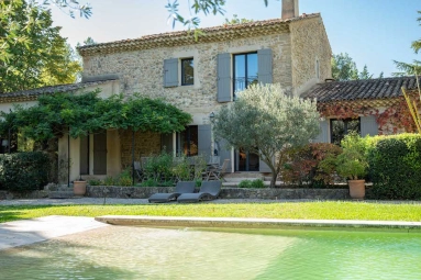 6 Bedroom(s) - 5 Bathroom(s) - 4,800m² land for sale in Bouches-du-Rhône, Provence-Alpes-Côte-d'Azur, France - FrenchPropertyPortal.com Aix en Provence Area for sale for 2,990,000€ in Bouches-du-Rhône, Provence-Alpes-Côte-d'Azur