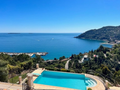 4 Bedroom(s) - 4 Bathroom(s) - 1,100m² land for sale in Alpes-Maritimes, Provence-Alpes-Côte-d'Azur, France - FrenchPropertyPortal.com Cannes Area for sale for 2,890,000€ in Alpes-Maritimes, Provence-Alpes-Côte-d'Azur