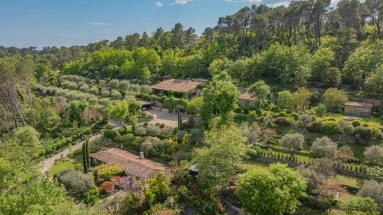 5 Bedroom(s) - 4 Bathroom(s) - 12,000m² land for sale in Var, Provence-Alpes-Côte-d\'Azur, France - FrenchPropertyPortal.com Var Countryside (Fayence, Lorgues, Cotignac) for sale for 6,800,000€ in Var, Provence-Alpes-Côte-d\'Azur
