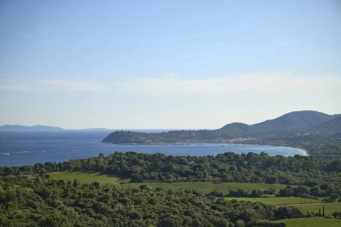 4 Bedroom(s) - 4 Bathroom(s) - 1,700m² land for sale in Var, Provence-Alpes-Côte-d\'Azur, France - FrenchPropertyPortal.com St. Tropez, Grimaud Area for sale for 3,990,000€ in Var, Provence-Alpes-Côte-d\'Azur
