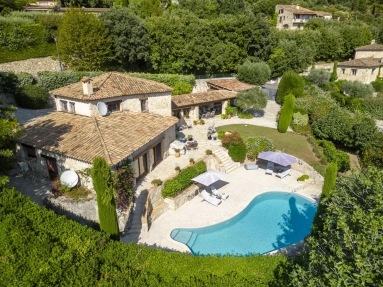 Vence, St. Paul Area for sale for 1,995,000&euro; in Alpes-Maritimes, Provence-Alpes-Côte-d'Azur