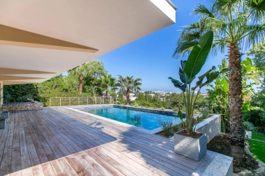 6 Bedroom(s) - 6 Bathroom(s) - 1,218m² land for sale in Alpes-Maritimes, Provence-Alpes-Côte-d'Azur, France - FrenchPropertyPortal.com Antibes Area for sale for 3,990,000€ in Alpes-Maritimes, Provence-Alpes-Côte-d'Azur