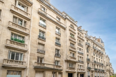 4 Bedroom(s) - 3 Bathroom(s) - 0 m² land for sale in Paris, Ile-de-France, France - FrenchPropertyPortal.com Golden Triangle - Trocadéro (8th - 16th) for sale for 3,120,000€ in Paris, Ile-de-France