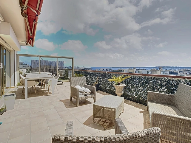 2 Bedroom(s) - 2 Bathroom(s) - 0 m² land for sale in Alpes-Maritimes, Provence-Alpes-Côte-d'Azur, France - FrenchPropertyPortal.com Cannes Area for sale for 1,360,000€ in Alpes-Maritimes, Provence-Alpes-Côte-d'Azur