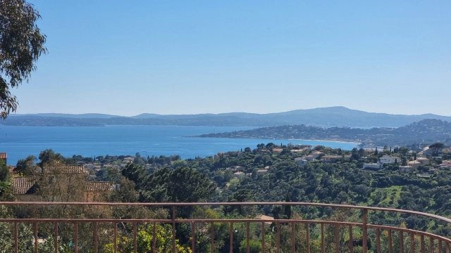 5 Bedroom(s) - 3 Bathroom(s) - 1,650m² land for sale in Var, Provence-Alpes-Côte-d\'Azur, France - FrenchPropertyPortal.com St Raphaël, Ste Maxime Area for sale for 1,290,000€ in Var, Provence-Alpes-Côte-d\'Azur