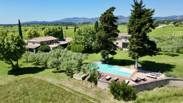 Avignon and North Provence for sale for 3,339,000&euro; in Vaucluse, Provence-Alpes-Côte-d\'Azur
