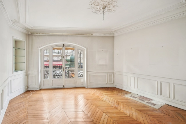 3 Bedroom(s) - 2 Bathroom(s) - 0 m² land for sale in Paris, Ile-de-France, France - FrenchPropertyPortal.com Monceau - Montmartre (9th,17th, 18th) for sale for 2,100,000€ in Paris, Ile-de-France