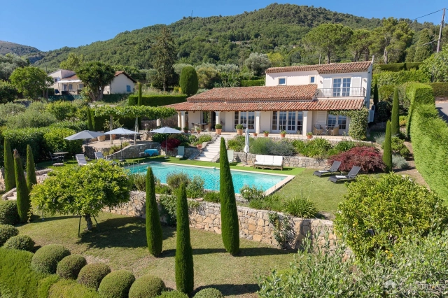 Vence, St. Paul Area for sale for 1,995,000&euro; in Alpes-Maritimes, Provence-Alpes-Côte-d'Azur