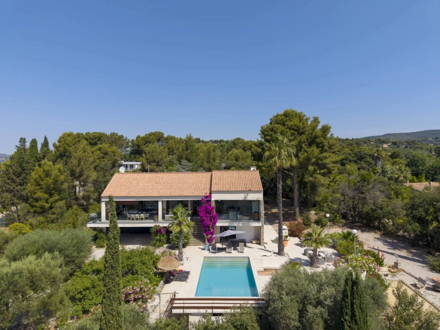 Provence Coast (Cassis to Cavalaire) for sale for 2,490,000&euro; in Var, Provence-Alpes-Côte-d\'Azur