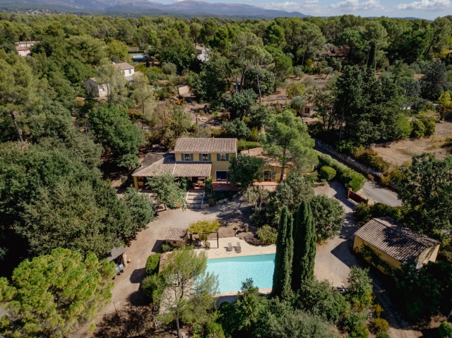 Var Countryside (Fayence, Lorgues, Cotignac) for sale for 749,000&euro; in Var, Provence-Alpes-Côte-d\'Azur