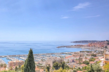 4 Bedroom(s) - 4 Bathroom(s) - 753m² land for sale in Alpes-Maritimes, Provence-Alpes-Côte-d'Azur, France - FrenchPropertyPortal.com Menton, Cap Martin Area for sale for 1,690,000€ in Alpes-Maritimes, Provence-Alpes-Côte-d'Azur