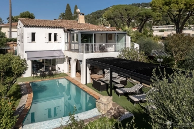 5 Bedroom(s) - 2 Bathroom(s) - 1,134m² land for sale in Alpes-Maritimes, Provence-Alpes-Côte-d'Azur, France - FrenchPropertyPortal.com Cannes Area for sale for 1,795,000€ in Alpes-Maritimes, Provence-Alpes-Côte-d'Azur