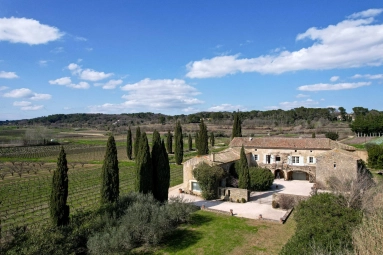 Uzes Area for sale for 1,380,000&euro; in Gard, Languedoc-Roussillon