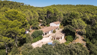 Var Countryside (Fayence, Lorgues, Cotignac) for sale for 810,000&euro; in Var, Provence-Alpes-Côte-d\'Azur