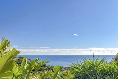 4 Bedroom(s) - 3 Bathroom(s) - 1,450m² land for sale in Var, Provence-Alpes-Côte-d\'Azur, France - FrenchPropertyPortal.com St Raphaël, Ste Maxime Area for sale for 1,390,000€ in Var, Provence-Alpes-Côte-d\'Azur