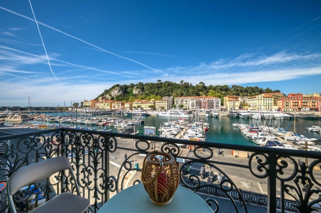 Nice Area for sale for 1,150,000&euro; in Alpes-Maritimes, Provence-Alpes-Côte-d'Azur