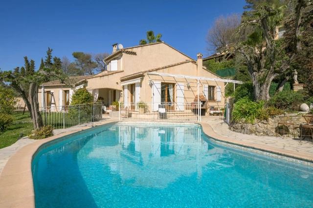 Mougins, Valbonne, Grasse Area for sale for 1,490,000&euro; in Alpes-Maritimes, Provence-Alpes-Côte-d'Azur
