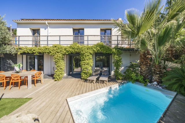Provence Coast (Cassis to Cavalaire) for sale for 1,099,000&euro; in Var, Provence-Alpes-Côte-d\'Azur