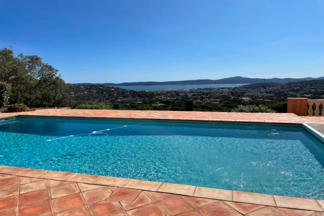 3 Bedroom(s) - 2 Bathroom(s) - 10,000m² land for sale in Var, Provence-Alpes-Côte-d\'Azur, France - FrenchPropertyPortal.com St Raphaël, Ste Maxime Area for sale for 2,900,000€ in Var, Provence-Alpes-Côte-d\'Azur