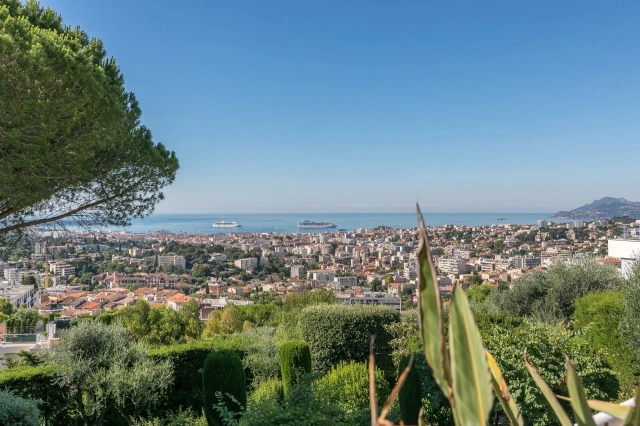 3 Bedroom(s) - 3 Bathroom(s) - 0 m² land for sale in Alpes-Maritimes, Provence-Alpes-Côte-d'Azur, France - FrenchPropertyPortal.com Cannes Area for sale for 1,700,000€ in Alpes-Maritimes, Provence-Alpes-Côte-d'Azur