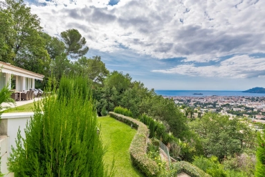 4 Bedroom(s) - 4 Bathroom(s) - 1,800m² land for sale in Alpes-Maritimes, Provence-Alpes-Côte-d'Azur, France - FrenchPropertyPortal.com Cannes Area for sale for 3,950,000€ in Alpes-Maritimes, Provence-Alpes-Côte-d'Azur