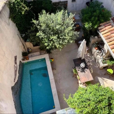 Alpilles (Saint Remy, Maussane, Arles) for sale for 795,000&euro; in Bouches-du-Rhône, Provence-Alpes-Côte-d'Azur