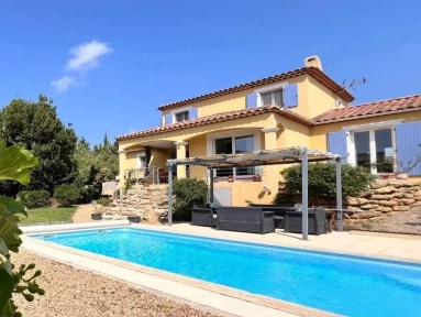 Alpilles (Saint Remy, Maussane, Arles) for sale for 799,000&euro; in Bouches-du-Rhône, Provence-Alpes-Côte-d'Azur