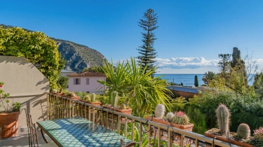 3 Bedroom(s) - 3 Bathroom(s) - 0 m² land for sale in Alpes-Maritimes, Provence-Alpes-Côte-d'Azur, France - FrenchPropertyPortal.com Villefranche, Cap Ferrat Area for sale for 1,190,000€ in Alpes-Maritimes, Provence-Alpes-Côte-d'Azur