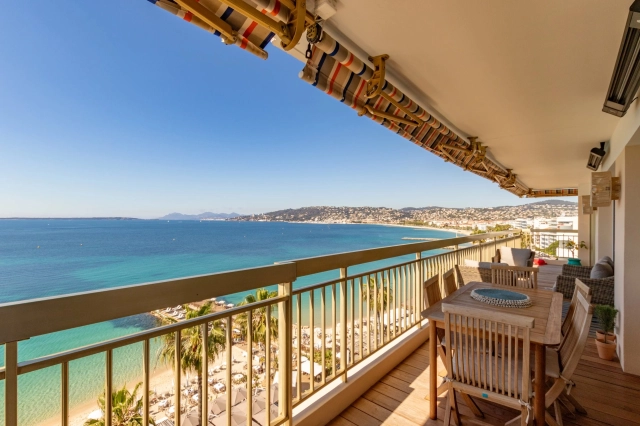 4 Bedroom(s) - 3 Bathroom(s) - 0 m² land for sale in Alpes-Maritimes, Provence-Alpes-Côte-d'Azur, France - FrenchPropertyPortal.com Antibes Area for sale for 2,550,000€ in Alpes-Maritimes, Provence-Alpes-Côte-d'Azur