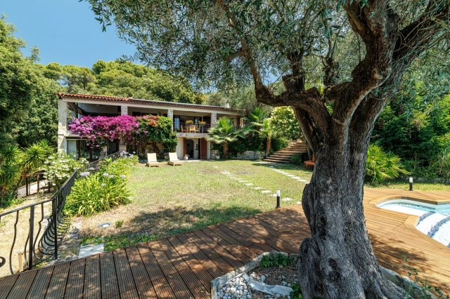 Cannes Area for sale for 3,250,000&euro; in Alpes-Maritimes, Provence-Alpes-Côte-d'Azur