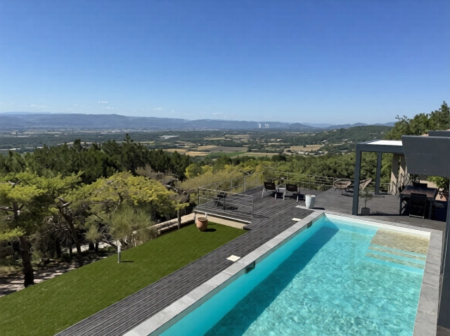 4 Bedroom(s) - 3 Bathroom(s) - 1,665m² land for sale in Drôme, Rhône-Alpes, France - FrenchPropertyPortal.com Uzes Area for sale for 750,000€ in Drôme, Rhône-Alpes