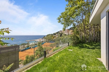 4 Bedroom(s) - 4 Bathroom(s) - 0 m² land for sale in Alpes-Maritimes, Provence-Alpes-Côte-d'Azur, France - FrenchPropertyPortal.com Villefranche, Cap Ferrat Area for sale for 3,770,000€ in Alpes-Maritimes, Provence-Alpes-Côte-d'Azur