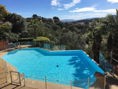 Provence Coast (Cassis to Cavalaire) for sale for 750,000&euro; in Var, Provence-Alpes-Côte-d\'Azur