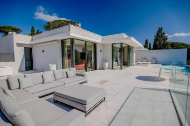 St Raphaël, Ste Maxime Area for sale for 3,500,000&euro; in Var, Provence-Alpes-Côte-d\'Azur