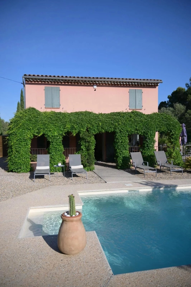 Var Countryside (Fayence, Lorgues, Cotignac) for sale for 770,000&euro; in Var, Provence-Alpes-Côte-d\'Azur
