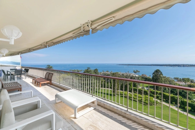 Cannes Area for sale for 4,200,000&euro; in Alpes-Maritimes, Provence-Alpes-Côte-d'Azur