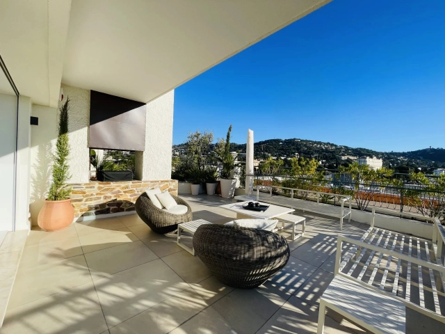 3 Bedroom(s) - 2 Bathroom(s) - 0 m² land for sale in Alpes-Maritimes, Provence-Alpes-Côte-d'Azur, France - FrenchPropertyPortal.com Cannes Area for sale for 1,990,000€ in Alpes-Maritimes, Provence-Alpes-Côte-d'Azur