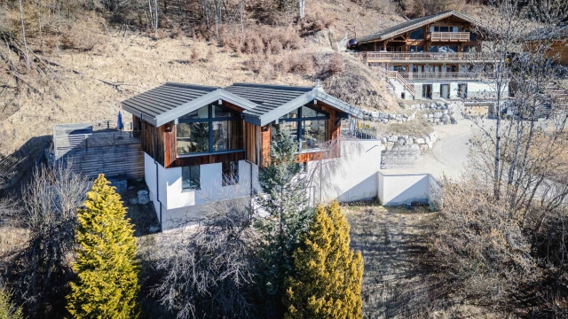 PORTES DU SOLEIL for sale for 2,150,000&euro; in Haute-Savoie, Rhône-Alpes