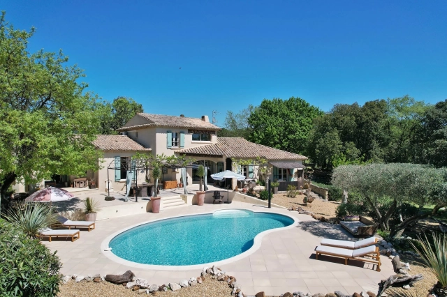 Uzes Area for sale for 875,000&euro; in Gard, Languedoc-Roussillon