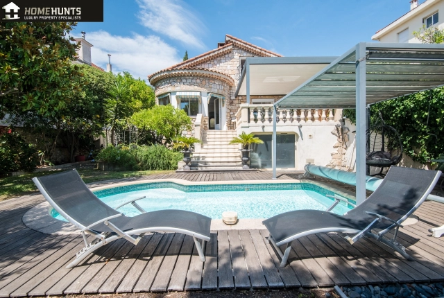 2 Bedroom(s) - 2 Bathroom(s) - 476m² land for sale in Alpes-Maritimes, Provence-Alpes-Côte-d'Azur, France - FrenchPropertyPortal.com Nice Area for sale for 1,475,000€ in Alpes-Maritimes, Provence-Alpes-Côte-d'Azur