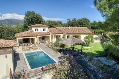 Provence Coast (Cassis to Cavalaire) for sale for 1,650,000&euro; in Var, Provence-Alpes-Côte-d\'Azur