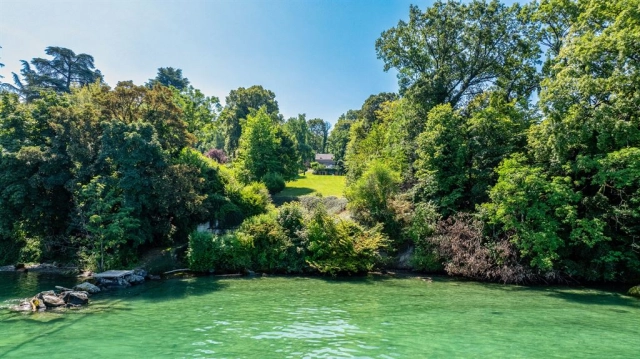 EVIAN / LAKE GENEVA for sale for 2,500,000&euro; in Haute-Savoie, Rhône-Alpes