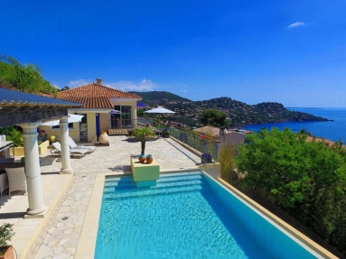 3 Bedroom(s) - 3 Bathroom(s) - 1,350m² land for sale in Alpes-Maritimes, Provence-Alpes-Côte-d'Azur, France - FrenchPropertyPortal.com Cannes Area for sale for 2,600,000€ in Alpes-Maritimes, Provence-Alpes-Côte-d'Azur