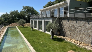 Uzes Area for sale for 990,000&euro; in Gard, Languedoc-Roussillon